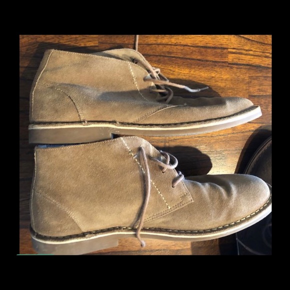 2 pairs of suede brown boots size 10.5 mens - Picture 2 of 5